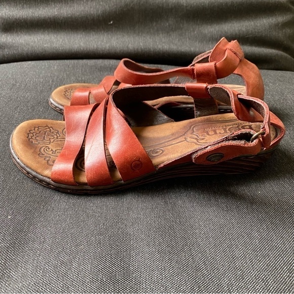 Born Kates Womens Red Leather Strappy Gladiator Low Wedge Sandals Shoes Boho 9 - Picture 3 of 8
